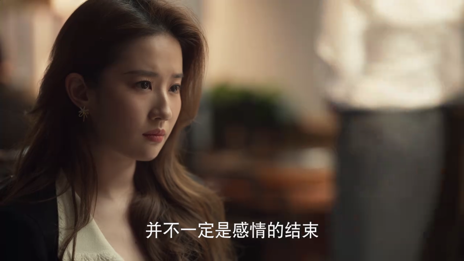 白色影视仓 1